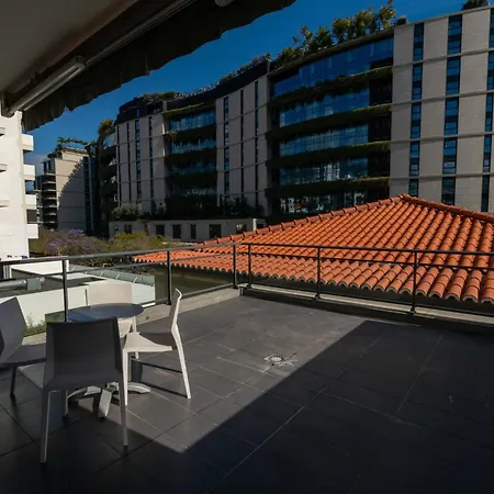 Apartment Sunscape - 2 Bdr, Avenida Infante, Front Of Savoy Palace *
