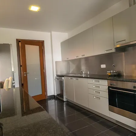شقة Sunscape - 2 Bdr, Avenida Infante, Front Of Savoy Palace *