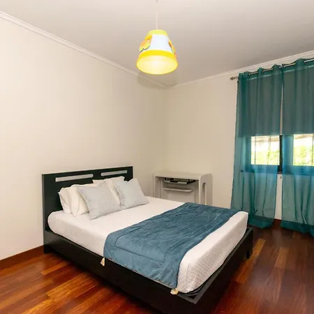 Sunscape - 2 Bdr, Avenida Infante, Front Of Savoy Palace Apartment