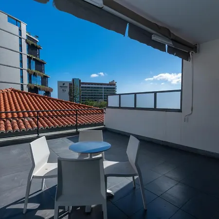 شقة Sunscape - 2 Bdr, Avenida Infante, Front Of Savoy Palace